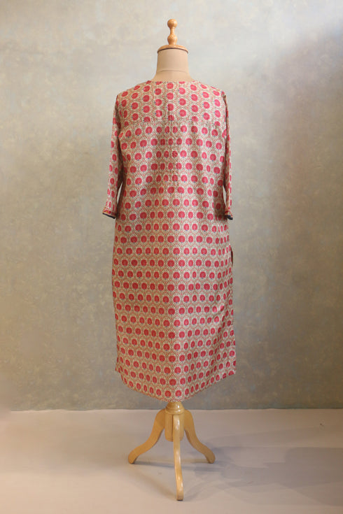 Lightly Embellished Neck Tunic